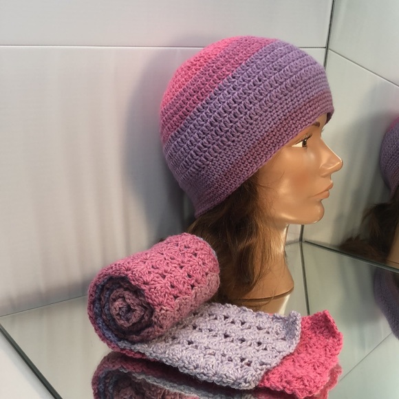 Beanie and scarf set hand crochet new item very soft yarn - Picture 8 of 10